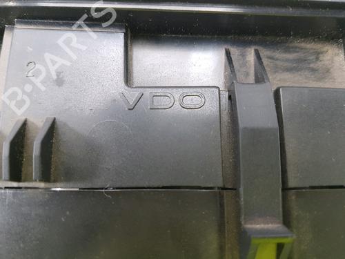 Instrument cluster VW GOLF VI (5K1) 1.6 TDI | BP12184270C47 