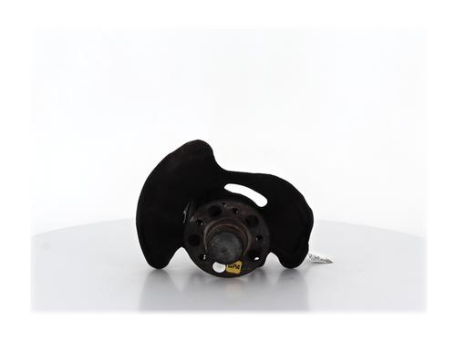 Used Left front steering knuckle Left front steering knuckle MERCEDES-BENZ C-CLASS (W203) C 220 CDI (203.008) (150 hp) 36252181 36252181
