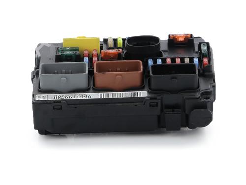 Used Fuse box Fuse box CITROËN C3 II (SC_) 1.4 HDi 70 (SC8HZC, SC8HR0, SC8HP4) (68 hp) 40034825 40034825