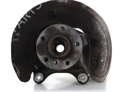 Used Right front steering knuckle BMW X2 (F39) sDrive 18 d (150 hp) 30405765