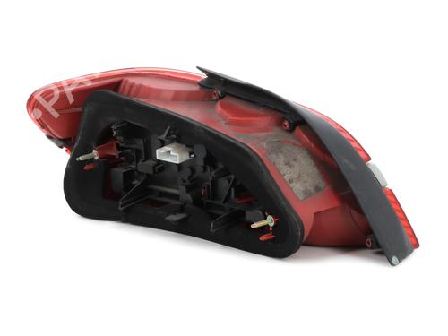 Right taillight PEUGEOT 406 (8B) 2.2 HDi | BP26542001C35 