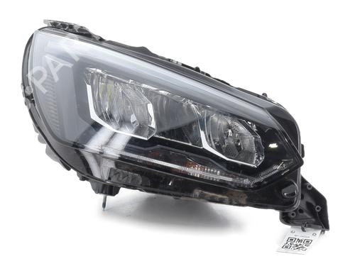 Used Right headlight PEUGEOT 208 II (UB_, UP_, UW_, UJ_) 1.2 Hybrid 100 (101 hp) 31285004