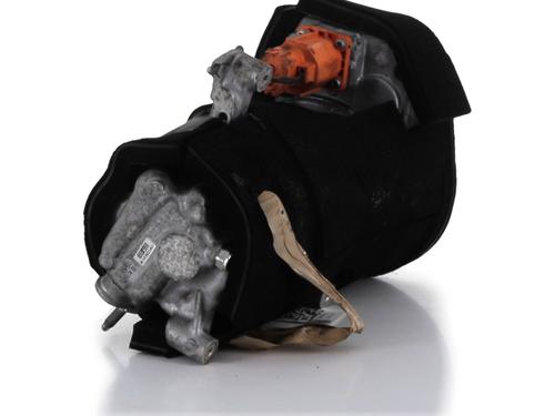 Used AC compressor TESLA MODEL Y (5YJY) EV All-wheel Drive (450 hp) 32974727