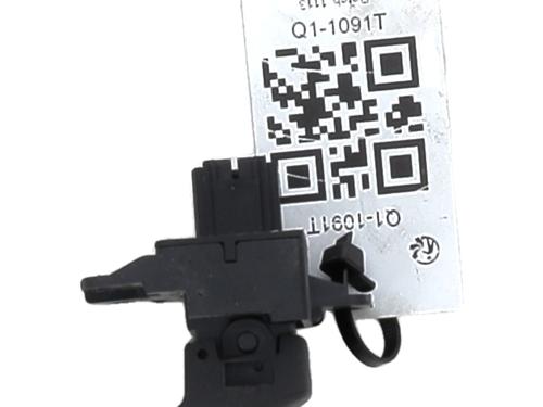 Used Switch FIAT 500X (334_) 1.3 (334.AXR11) (150 hp) 30607163