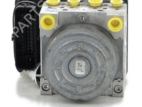 Used ABS pump RENAULT MEGANE IV Hatchback (B9A/M/N_) 1.5 Blue dCi 115 (B9A6) (116 hp) 29517596