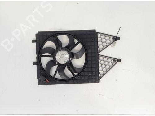 Used Radiator fan Radiator fan VW POLO V (6R1, 6C1) 1.4 TDI (90 hp) 27582279 27582279