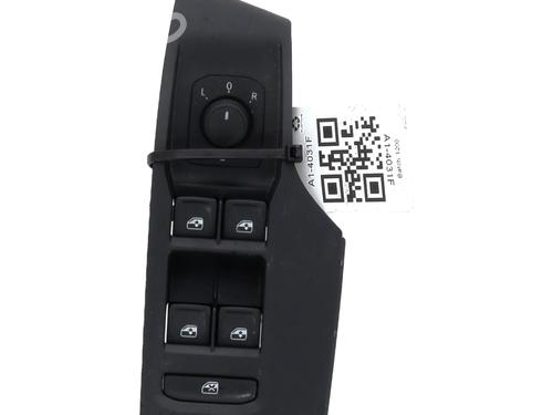 left-front-window-switch-seat-arona-kj7-kjp-2017-31867717 main image