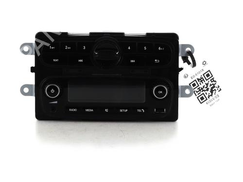 radio-smart-fortwo-coupe-453-2014-34457531 main image