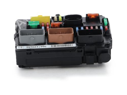 fuse-box-citroen-c3-ii-sc_-2009-39224384 main image