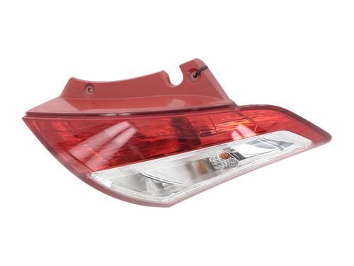 Used Right taillight SUZUKI SWIFT IV (FZ, NZ) 1.2 4x4 (AZH412, ZD72S) (94 hp) 31122191
