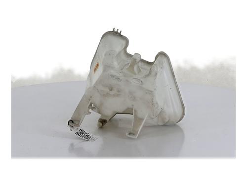 Used Windscreen washer tank TOYOTA YARIS (_P9_) 1.3 VVT-i (SCP90_, SCP90R) (87 hp) 29197952