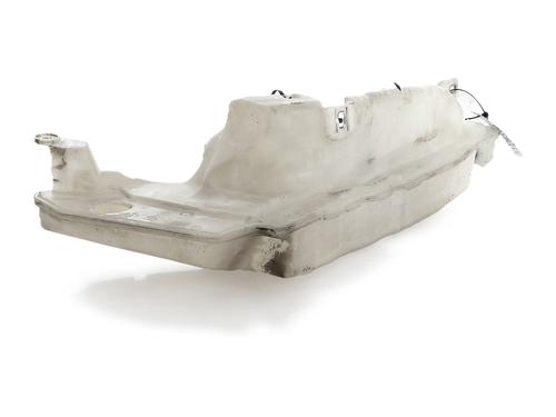 Used Windscreen washer tank Windscreen washer tank 39547438 39547438