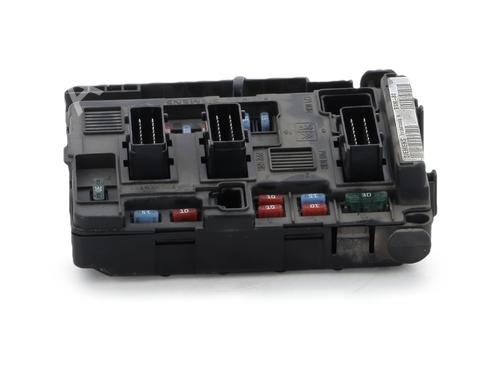 Used Fuse box Fuse box 36962022 36962022