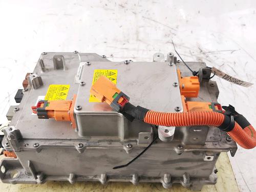 Inversor/Conversor Inversor/Conversor PEUGEOT 2008 II (UD_, US_, UY_, UJ_, UR_, UC_) e-2008 (UKZKXZ) (136 hp) 34112035 34112035