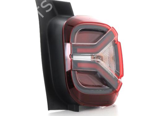 Right taillight DACIA DUSTER (HM_) 1.5 dCi 115 4x4 | BP32013381C35 