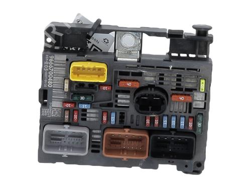 Fuse box PEUGEOT 308 I (4A_, 4C_) 1.6 HDi | BP28286451E1 