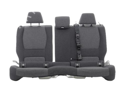 rear-seat-renault-5-2024-40035006 main image