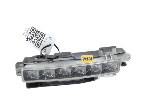 Used Right daytime light Right daytime light 38480237 38480237