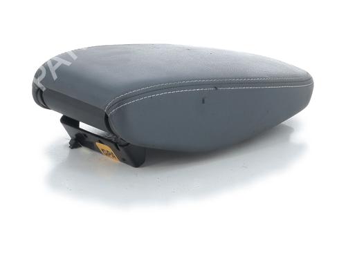 Armrest / Center console NISSAN JUKE (F16_) DIG-T 117 | BP32254963I20