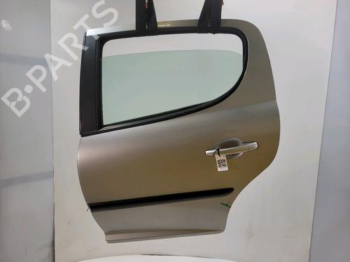 Used Left rear door Left rear door 38947807 38947807
