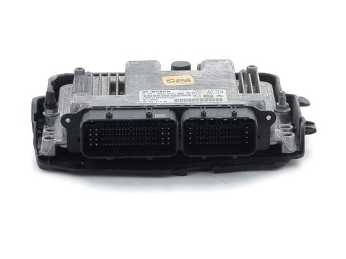 engine-control-unit-ecu-peugeot-2008-i-cu_-2013-32770239 main image
