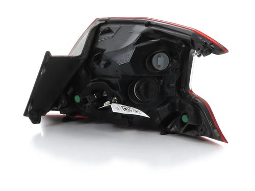Left taillight PEUGEOT 308 II (LB_, LP_, LW_, LH_, L3_) 1.6 HDi 100 | BP28972003C34 