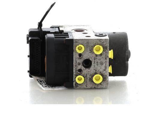 Used ABS pump RENAULT SAFRANE II (B54_) 2.9 24V (B54N) (190 hp) 17989702
