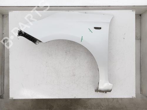 Used Left front fenders Left front fenders 39422007 39422007