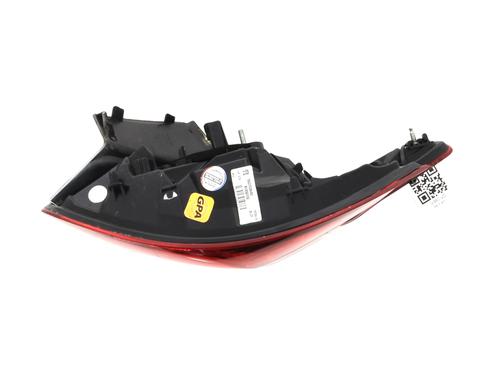 Used Left taillight PEUGEOT 308 II (LB_, LP_, LW_, LH_, L3_) 1.2 THP 130 (131 hp) 25300838