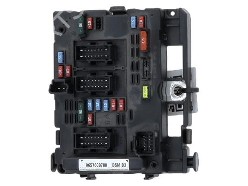 Fuse box PEUGEOT 206+ (2L_, 2M_) 1.4 HDi eco 70 | BP30165379E1