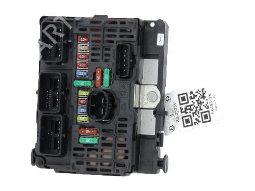 Fuse box CITROËN C4 Coupe (LA_) 1.6 HDi | BP31303846E1