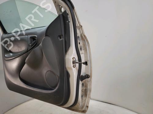 Dør venstre foran TOYOTA YARIS (_P1_)  | BP29874711C2