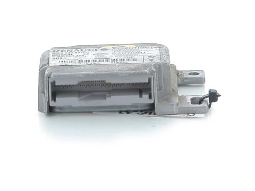 ecu-airbags-renault-clio-ii-bb_-cb_-1998-1999-2000-2001-2002-2003-2004-2005-2006-2007-2008-2009-2010-2011-2012-2013-2014-2015-2016-31635665 main image