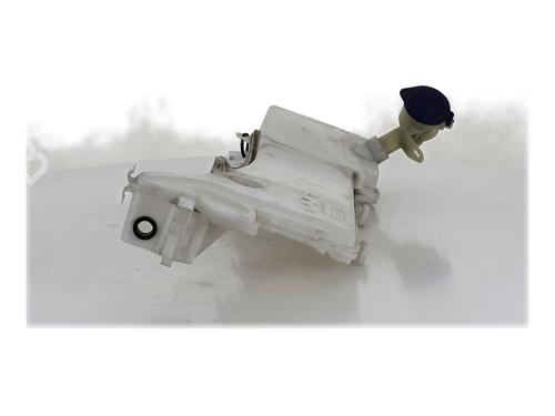 Used Windscreen washer tank PEUGEOT 3008 II SUV (MC_, MR_, MJ_, M4_) 1.5 BlueHDi 130 (131 hp) 29623897