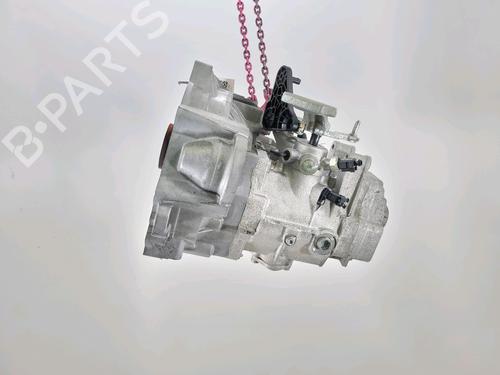Used Gearbox VW TOURAN (5T1) 1.6 TDI (110 hp) 28447589