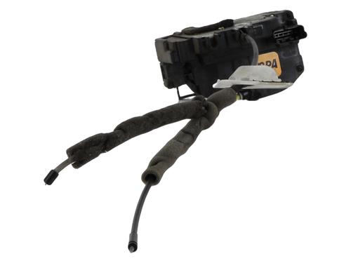 Høyre foran lås NISSAN QASHQAI I (J10, NJ10) 2.0 dCi All-wheel Drive | BP29296731C97