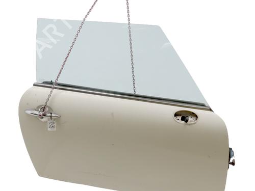 Used Right front door MINI MINI (R56) One D (90 hp) 32654453