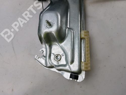 Fensterheber links hinten RENAULT MEGANE IV Hatchback (B9A/M/N_) 1.5 dCi 110 (B9A3) | BP11772120C24 
