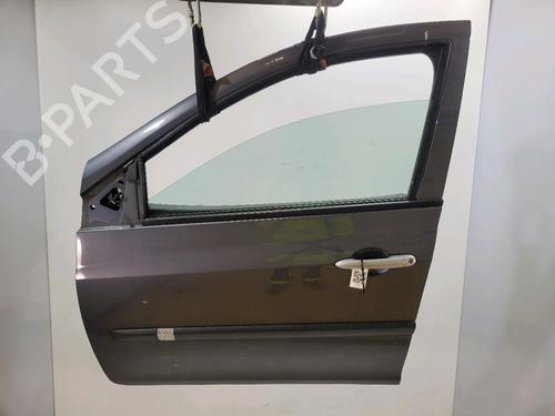 Used Left front door RENAULT CLIO III (BR0/1, CR0/1) 1.5 dCi (C/BR0G, C/BR1G) (68 hp) 31985541