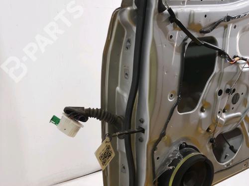 Right front door SUZUKI GRAND VITARA I (FT, HT) 2.0 HDI 110 16V 4x4 (SQ420D, TD83V) | BP11268965C3 