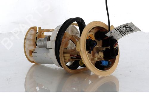 Pompe à carburant AUDI A4 B9 Avant (8W5, 8WD) 2.0 TDI (150 hp) 17525361