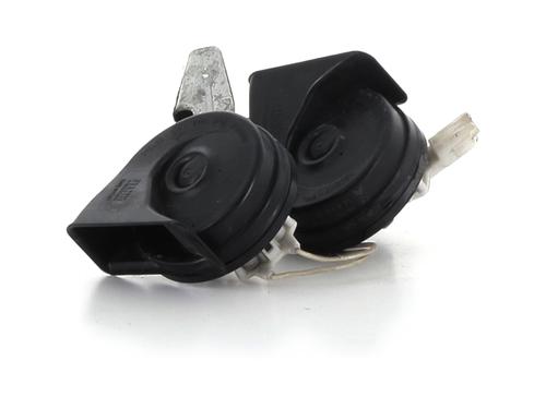 Used Horn Horn PEUGEOT 5008 II (MC_, MJ_, MR_, M4_) 1.2 THP (MRHNYH, MRHNYW, MRHNSJ, MRHNSU, MRHNSM) (131 hp) 33332804 33332804