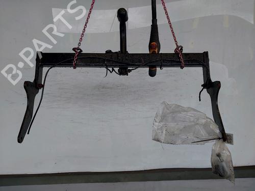 Used Tow ball/Mechanism RENAULT LAGUNA III (BT0/1) 2.0 dCi (BT01, BT08, BT09, BT0E, BT0K, BT12, BT1C, BT1D,... (150 hp) 30094158