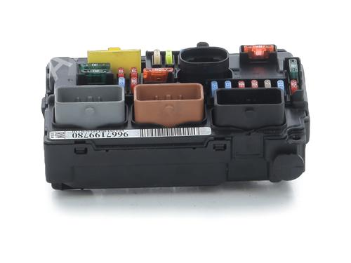 fuse-box-citroen-c3-ii-sc_-2009-31867641 main image