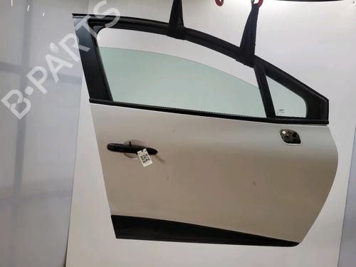 Puerta delantera derecha Puerta delantera derecha RENAULT CLIO IV (BH_) 1.5 dCi 75 (75 hp) 36487866 36487866