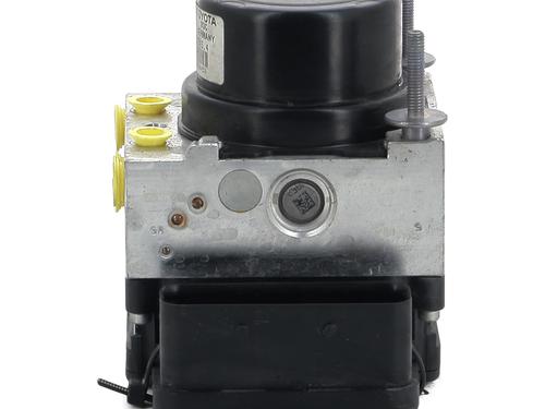 ABS Bremseaggregat TOYOTA YARIS (_P13_) 1.3 (NSP130_, NSP130) | BP29931444M43