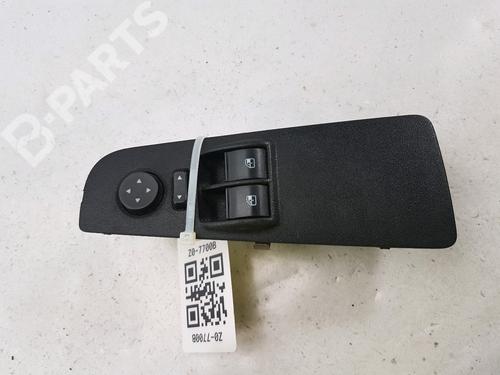 Used Left front window switch Left front window switch FIAT GRANDE PUNTO (199_) 1.3 D Multijet (75 hp) 10702452 10702452