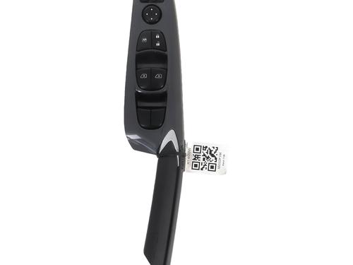 Comutador vidro frente esquerdo NISSAN JUKE (F16_) DIG-T 117 (117 hp) 32152642