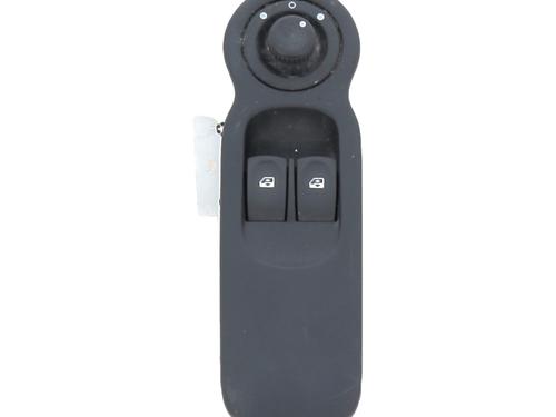 Used Left front window switch Left front window switch RENAULT MODUS / GRAND MODUS (F/JP0_) 1.2 (JP0C, JP0K, FP0C, FP0K, FP0P, JP0P, JP0T) (75 hp) 33732742 33732742