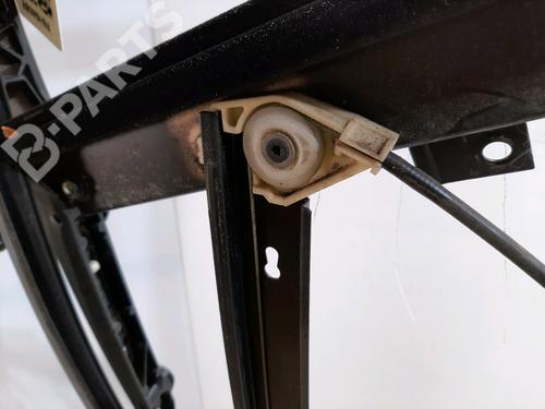 Used Front left window mechanism Front left window mechanism AUDI A4 B6 (8E2) 1.9 TDI (101 hp) 11121772 11121772